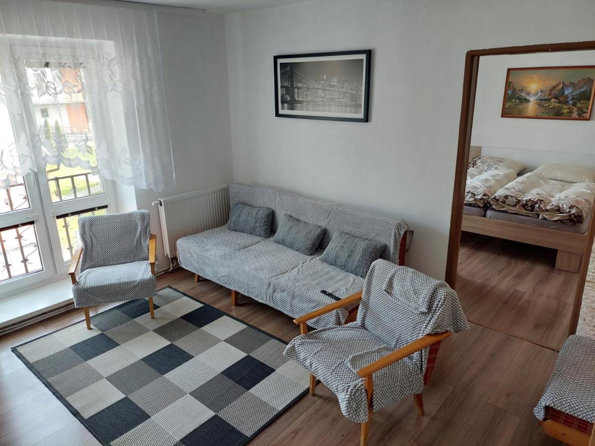 Vaclavskeho Apartment Medzilaborce Exteriör bild